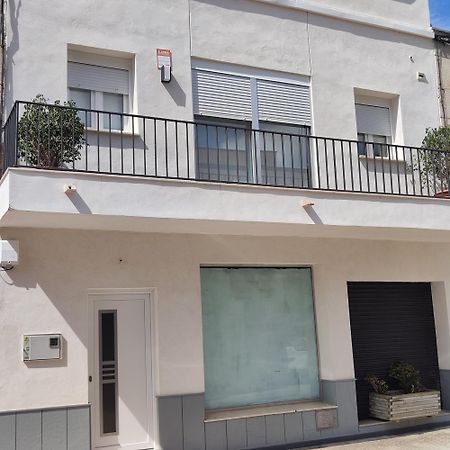 Casa Fotostudi37 Apartment Делтебре Екстериор снимка