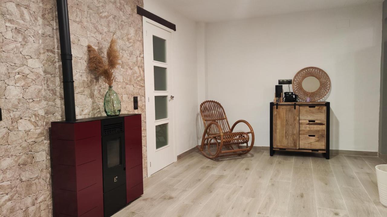 Casa Fotostudi37 Apartment Делтебре Екстериор снимка